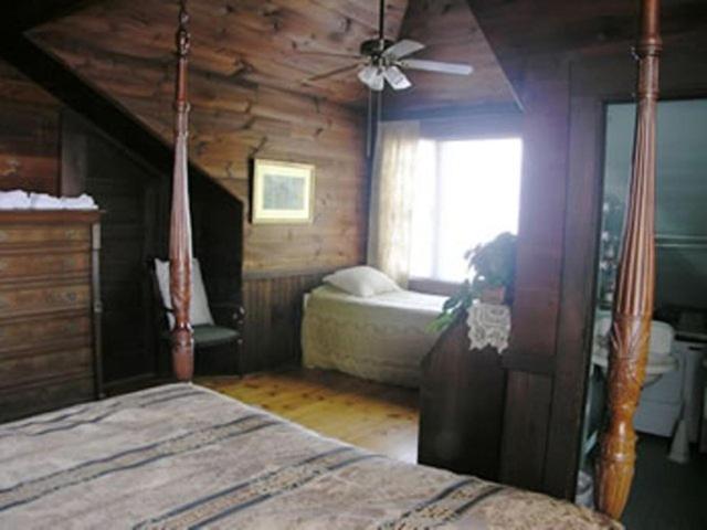 奥利弗山林小屋 梅勒迪斯 外观 照片