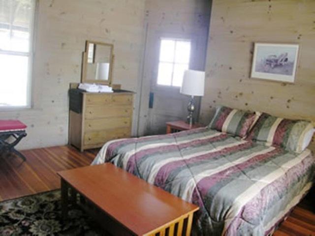 奥利弗山林小屋 梅勒迪斯 客房 照片