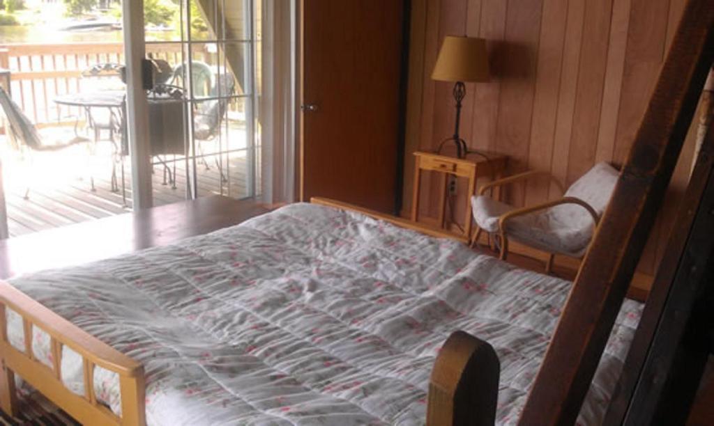 奥利弗山林小屋 梅勒迪斯 客房 照片